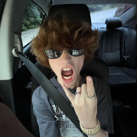 Meet your Posher, Matthew - Picture 1 of 1